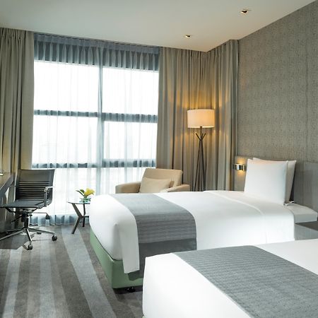 Holiday Inn Bangkok Sukhumvit By Ihg Zewnętrze zdjęcie