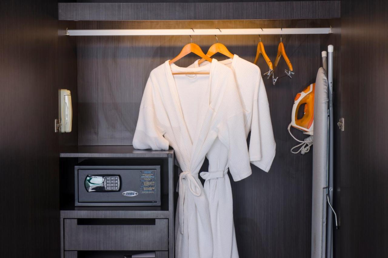 Holiday Inn Bangkok Sukhumvit By Ihg Zewnętrze zdjęcie