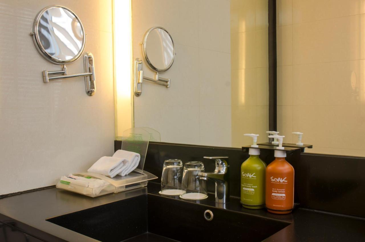 Holiday Inn Bangkok Sukhumvit By Ihg Zewnętrze zdjęcie