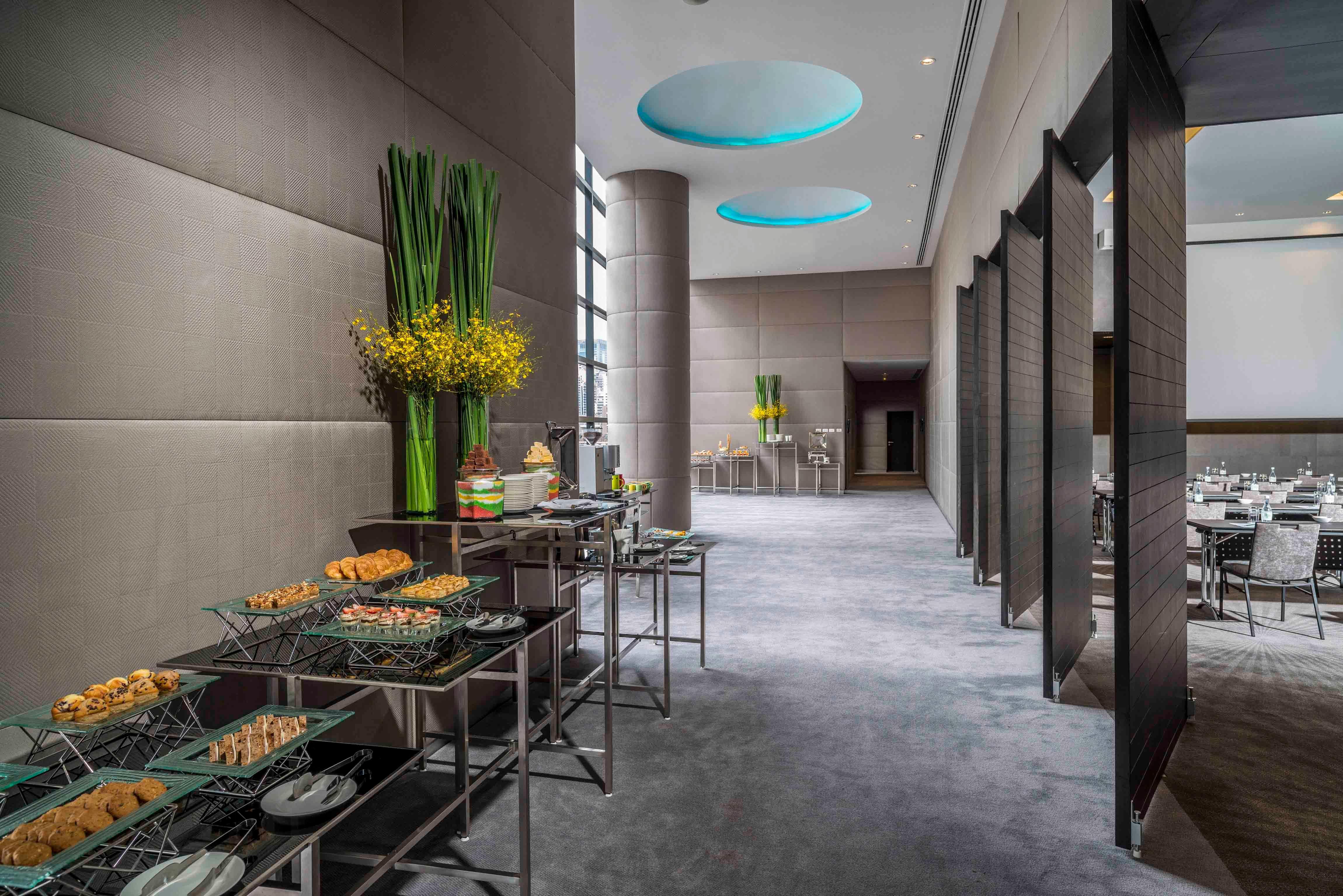 Holiday Inn Bangkok Sukhumvit By Ihg Zewnętrze zdjęcie