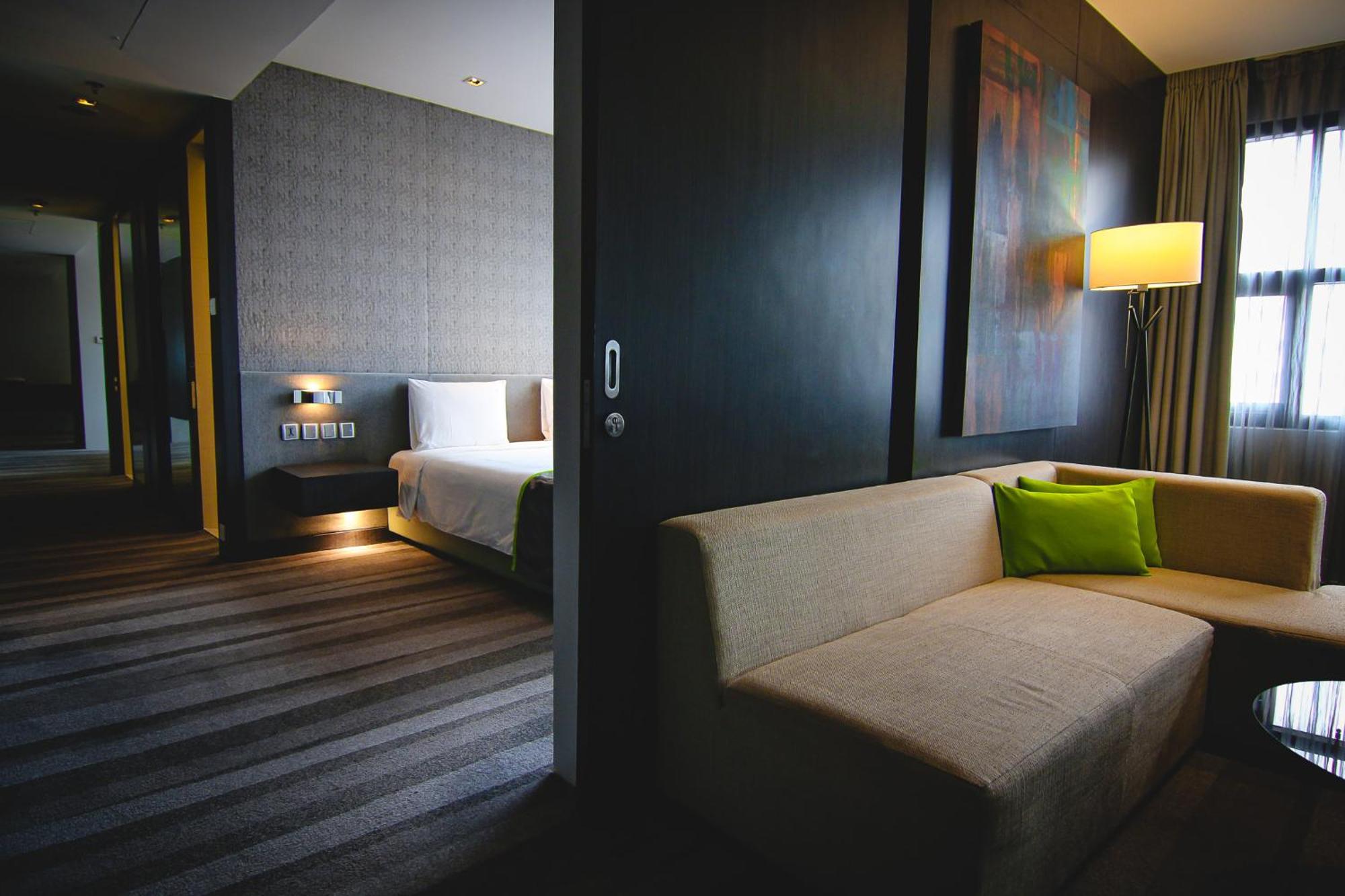 Holiday Inn Bangkok Sukhumvit By Ihg Zewnętrze zdjęcie